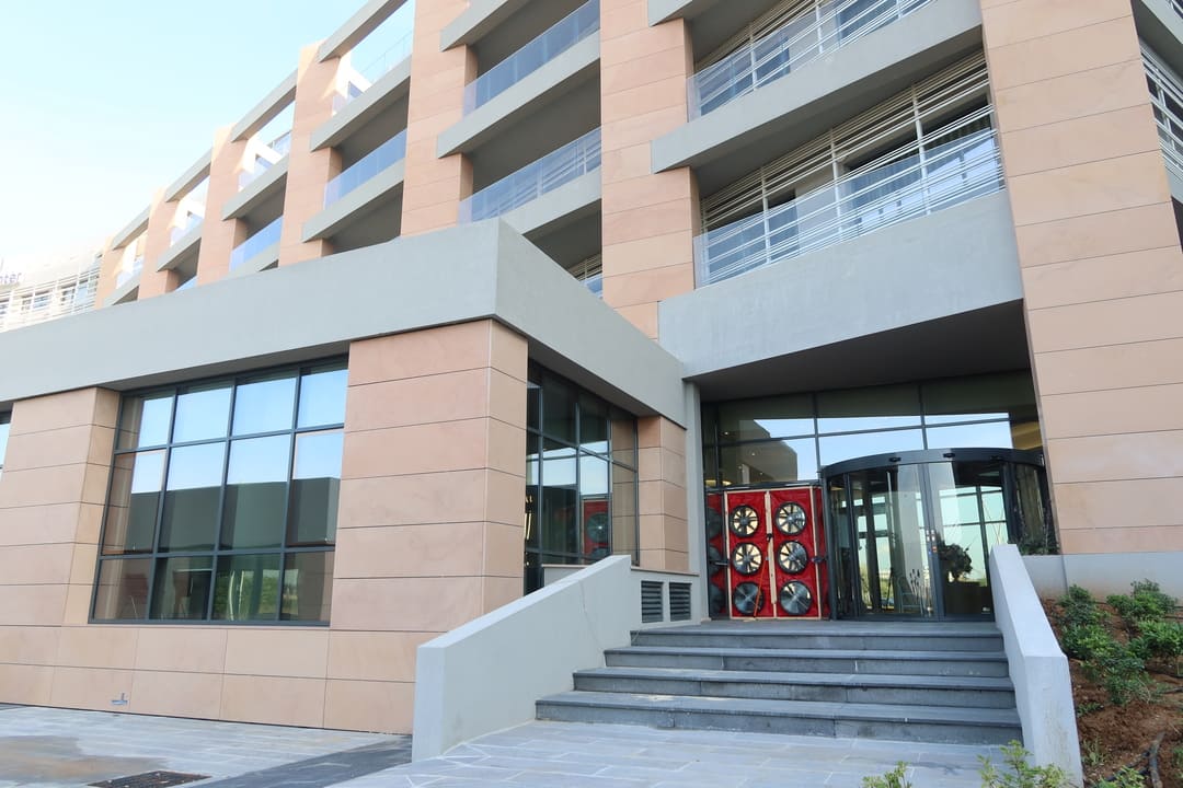 Έλεγχος Αεροστεγανότητας στη Μεγάλη Κλίμακα Κτιρίων